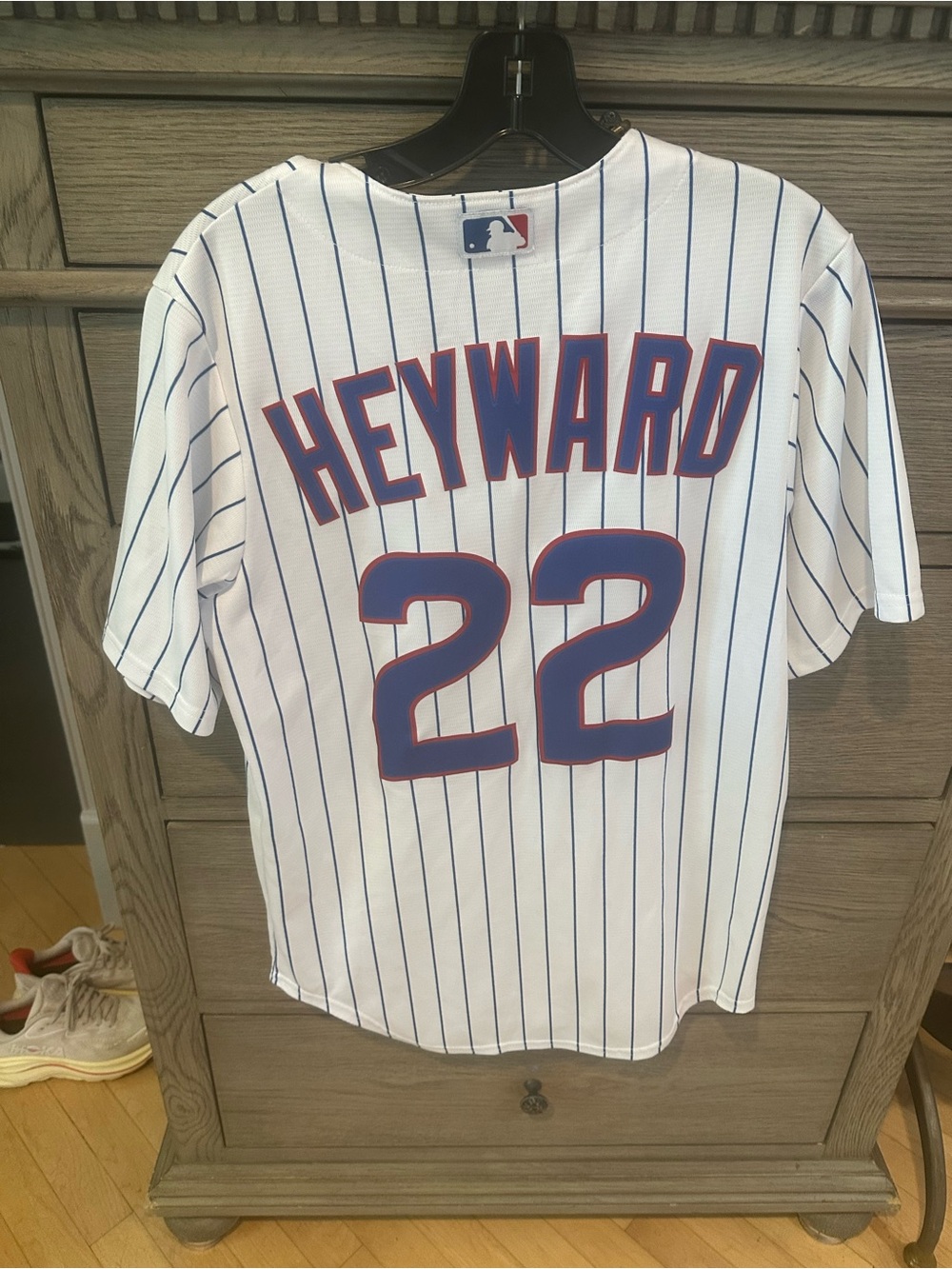 Cubs White & Blue Pinstripe Baseball Jersey - Jason Heyward 22. Size S.